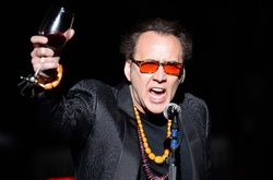 В сети появился сайт, где можно покричать на Николаса Кейджа