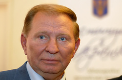 Кучма вилетів до Мінська