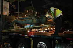 У Нью-Йорку знесли шестиметрового Леніна