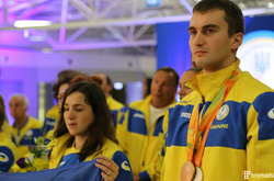 У «Борисполі» зустріли першу групу паралімпійської збірної України