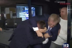 У Вілкула стверджують, що Парасюк кілька разів «отримав по пиці»