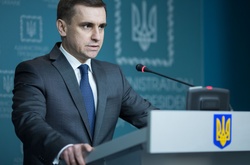 У Порошенка відповіли на слова Байдена про зняття санкцій з Росії у разі провалу реформ