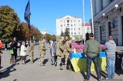 У Запоріжжі бійці АТО пікетували мерію з вимогою забезпечити право на пільговий проїзд