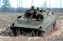 Бойовики на «навчаннях» втопили три БМП - розвідка