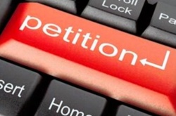 Українці просять Порошенка встановити відеокамери у школах