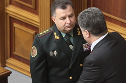 Полторак просить Порошенка дати солдатам борщу з м’ясом