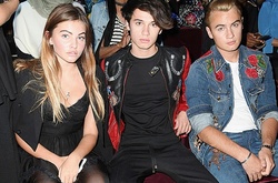 Дочь Сильвестра Сталлоне, сыновья Памелы Андерсон и другие дети звезд на показе Dolce&Gabbana