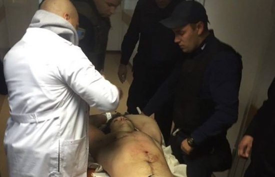 Лікарі «поставлять на ноги» вбивцю поліцейських у Дніпрі вже до кінця тижня