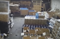 Сумські податківці вилучили крупну партію контрафактного алкоголю