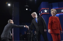 Підсумок дебатів у США: Трамп отримав від Клінтон прямий у щелепу