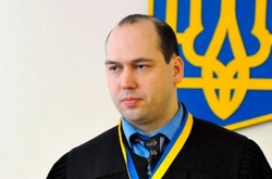 Вища кваліфікаційна комісія відсторонила суддю, який кинув за грати Луценка