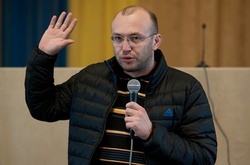 Позафракційний депутат відкликав свій підпис під коаліційною угодою