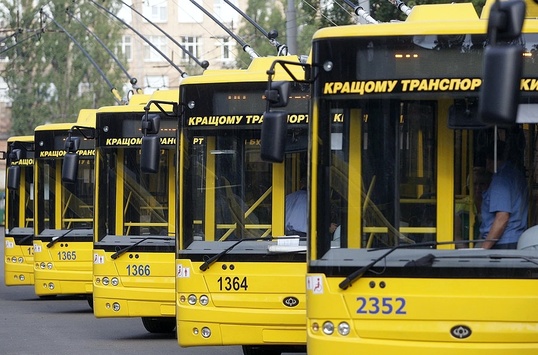 На Троєщині та Оболоні громадський транспорт буде працювати за спеціальним режимом