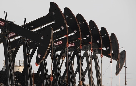Нафта Brent торгується вище $48