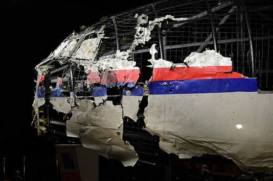 Bellingcat про збитий МН17: Ракета Буку потрапила в ніс літака