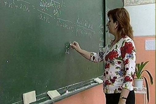 Кримські педагоги обурені: їм платять менше, ніж в Росії