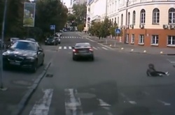 В центрі Києва водій збив дитину і втік з місця ДТП