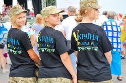 Українці мали б ретельніше стежити за дотриманням владою обіцянок