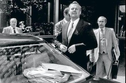  Гіркін нагадав, як «крендель Путін» носив портфель за Собчаком 