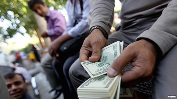 В Ірані через високі зарплати судитимуть 400 посадовців 
