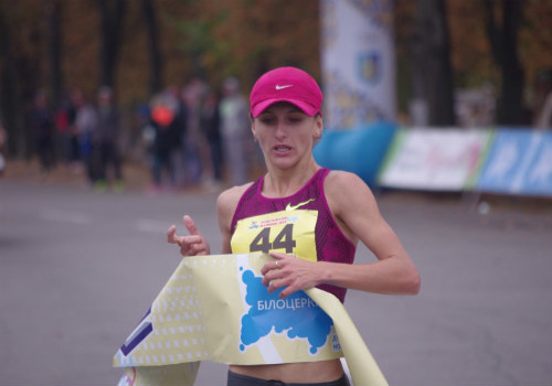  Марчук та  Хапіліна – чемпіони України-2016 з марафону 