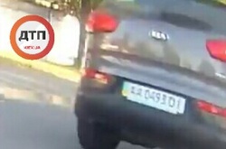 У Києві автомобіль збив інваліда на візку і втік з місця ДТП