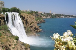 Цього року у турецькій Анталії кількість українських туристів зросла вдвічі 