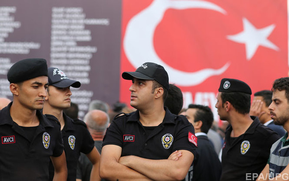 Влада Туреччини продовжила режим надзвичайного стану