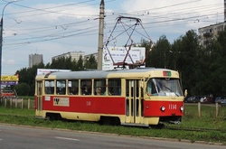 На вулиці Автозаводській переносять зупинки громадського транспорту