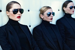 Ким Кардашьян наняла два десятка охранников после ограбления в Париже