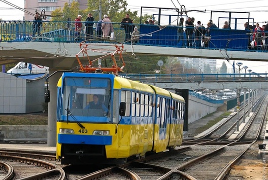 Жителям Південної Борщагівки радять дістатися додому до 21-ї години