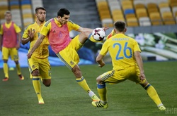 25 гравців збірної України вирушили до Туреччини на матч відбору ЧС-2018  