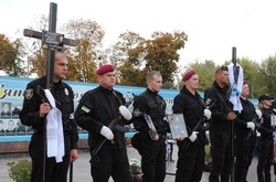 Під Києвом попрощалися з поліцейськими, які загинули в ДТП