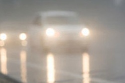 Столичних водіїв попереджають про туман