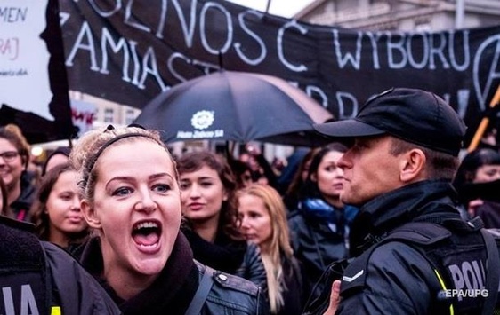 У Сеймі Польщі збираються відхилити скандальний законопроект про заборону абортів 