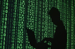 Турчинов: Необхідно швидко реагувати на кіберзагрози