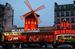 Вековая история главного кабаре мира «Мулен Руж» в фотографиях