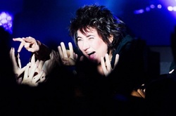 Земфира опровергла слухи об уходе со сцены: Играть концерты буду!