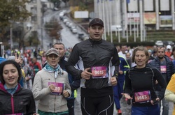 Кличко: Дуже добре, що значна кількість людей і вийшла на марафонську дистанцію, і долучилася до благодійного забігу