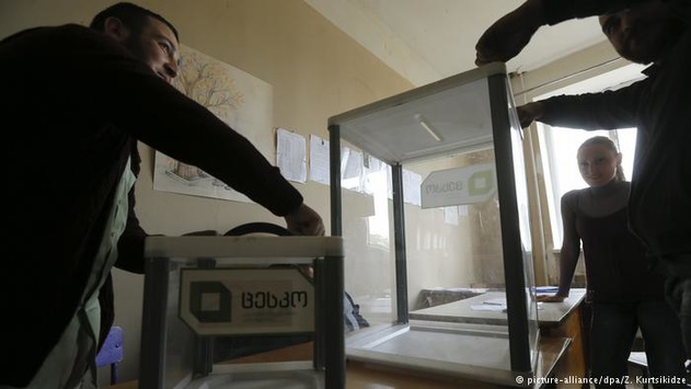 У Грузії на багатьох округах відбудеться другий тур виборів