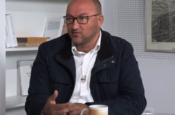 Мочанов спростував свої слова про «перший мільярд Арсенія»