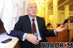 Відомий депутат розповів, як втратив гроші через Гонтареву