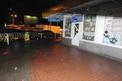 Зловмисник підстрелив чоловіка біля метро і втік з місця пригоди