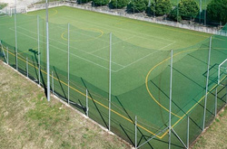 У Голландії заборонять футбольні поля зі штучним покриттям через захворювання раком