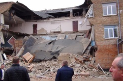  Фото: knk.media 
У Василькові обвалилася частина школи