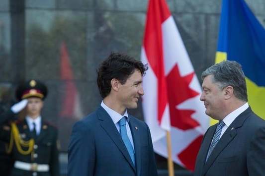 Порошенко запропонував Канаді синхронно ратифікувати угоду про ЗВТ