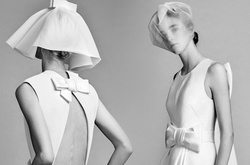 Любовь с первого взгляда: завораживающая свадебная коллекция Viktor&Rolf