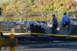 Легкомоторний літак впав на міську вулицю в Коннектикуті 