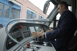 Кличко підбирає для столиці нові трамваї