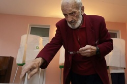 В другому турі виборів у Грузії візьмуть участь двоє кандидатів у депутати, які 8 жовтня отримали найбільшу кількість голосів